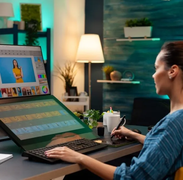 UI/UX design service for web and mobile - CodeCraftics
